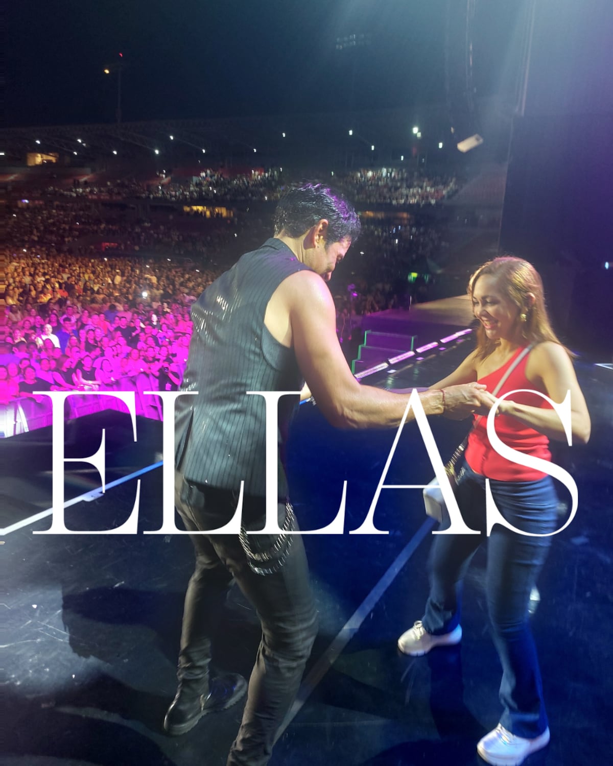 ‘Compré mi boleto 24 horas antes’: la fan panameña que subió al escenario en el concierto de Chayanne