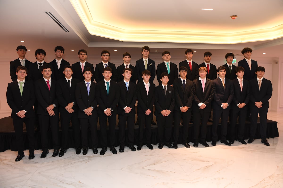 27 jóvenes participarán en el Festival de Debutantes 2025