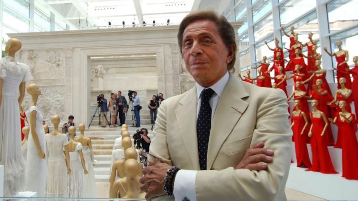 Muere a los 93 años el diseñador italiano Valentino, el “emperador de la moda”