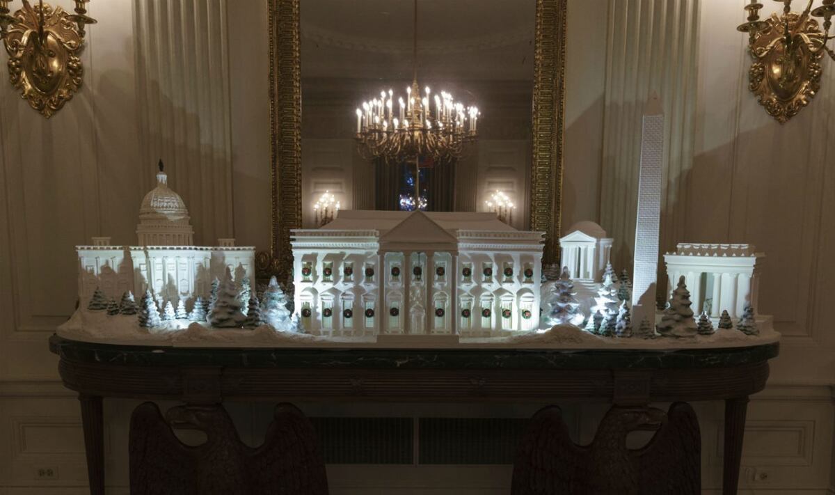 Melania Trump, diseñadora de la decoración navideña en la Casa Blanca