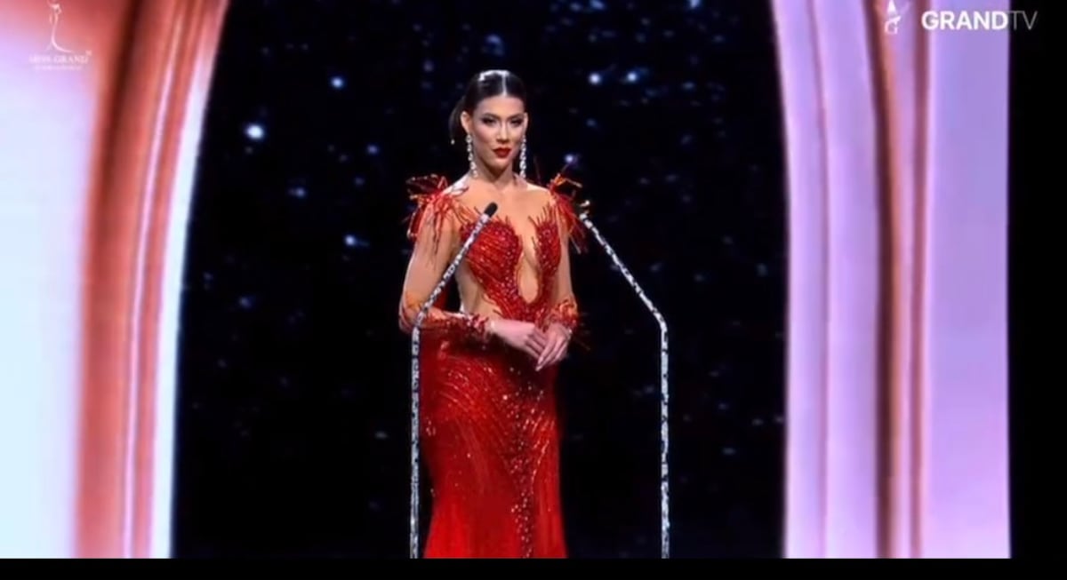 Así apareció la panameña Isamar Herrera en la competencia de traje de baño y vestido de gala en Miss Grand International 