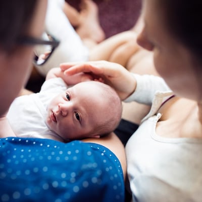 ¿Cómo cuidar a un bebé recién nacido durante la cuarentena?