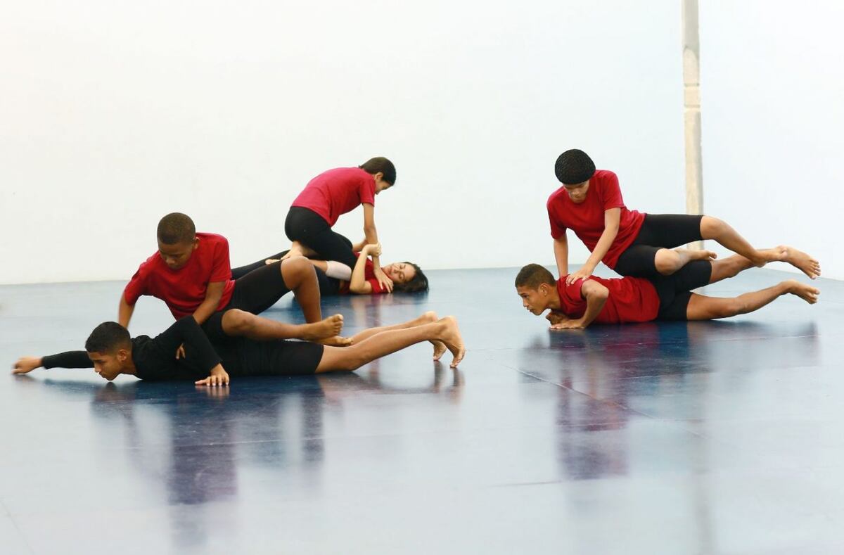 De El Chorrillo a Italia, jóvenes de Enlaces se destacan en la danza