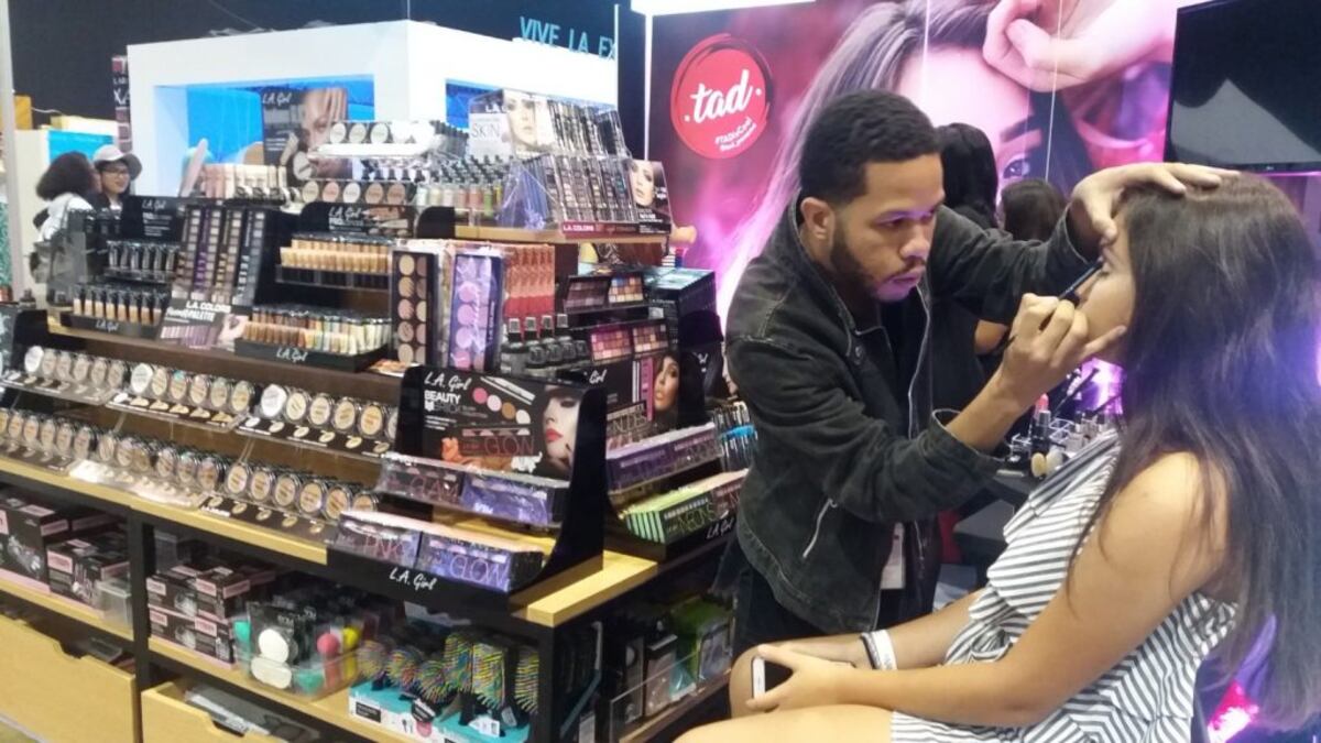 Lo mejor de los stands de Fashion Week Panamá 2018