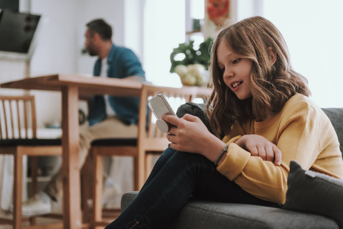 El primer celular de mi hijo: ¿a qué edad...?
