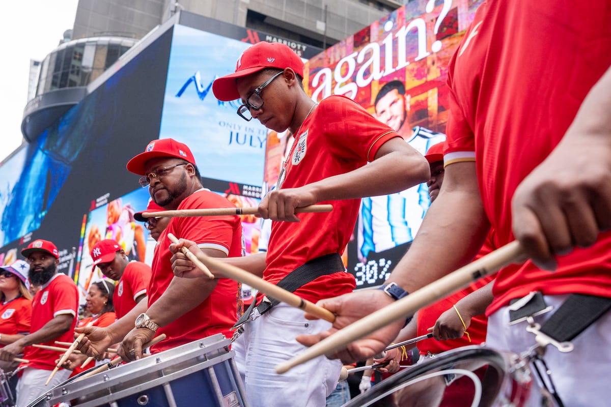 Fotos del banderazo panameño en Times Square, Nueva York, previo al partido contra Inglaterra