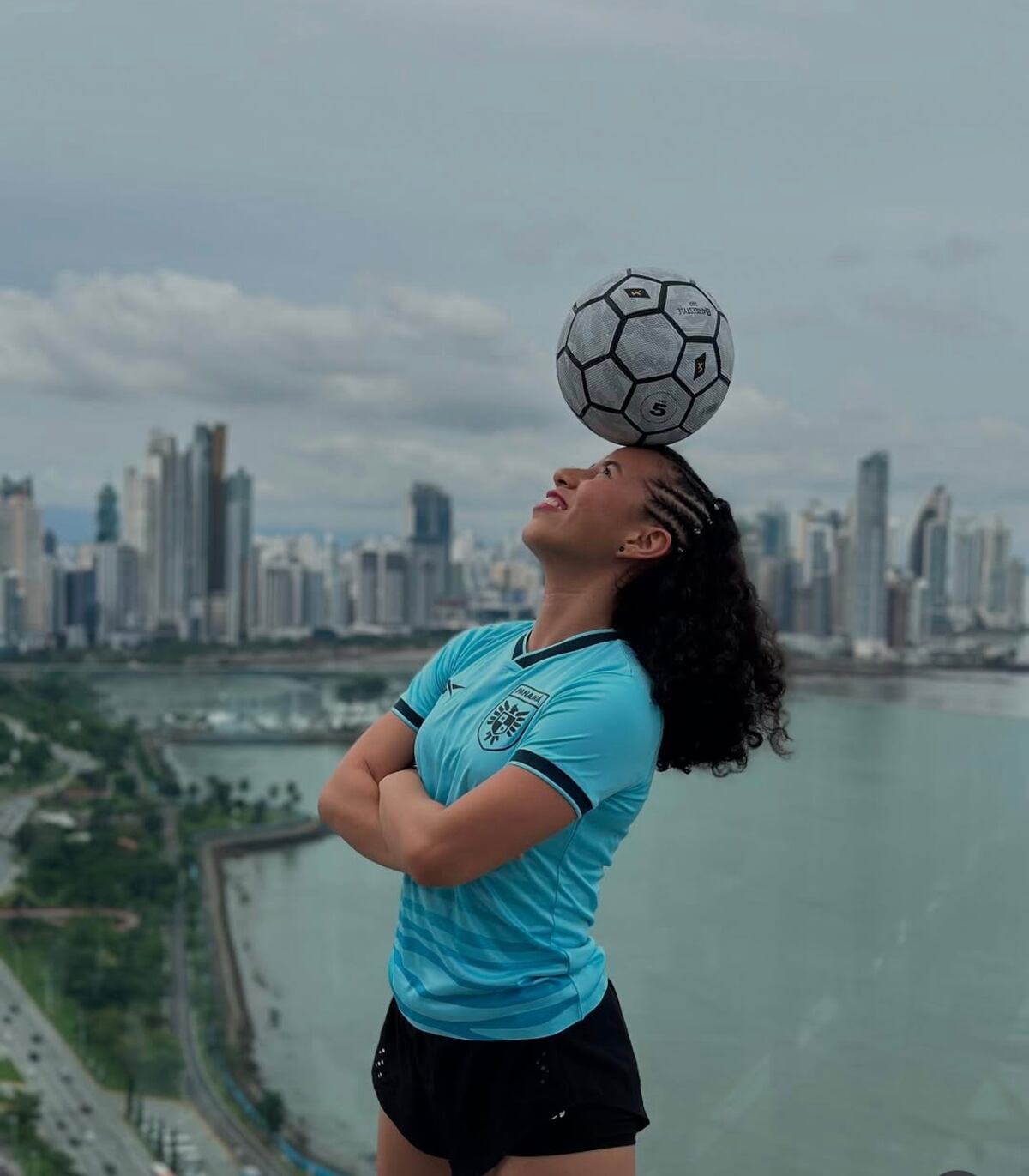 Panameña es la segunda mejor del mundo en categoría del mundial de fútbol ‘freestyle’ en Londres