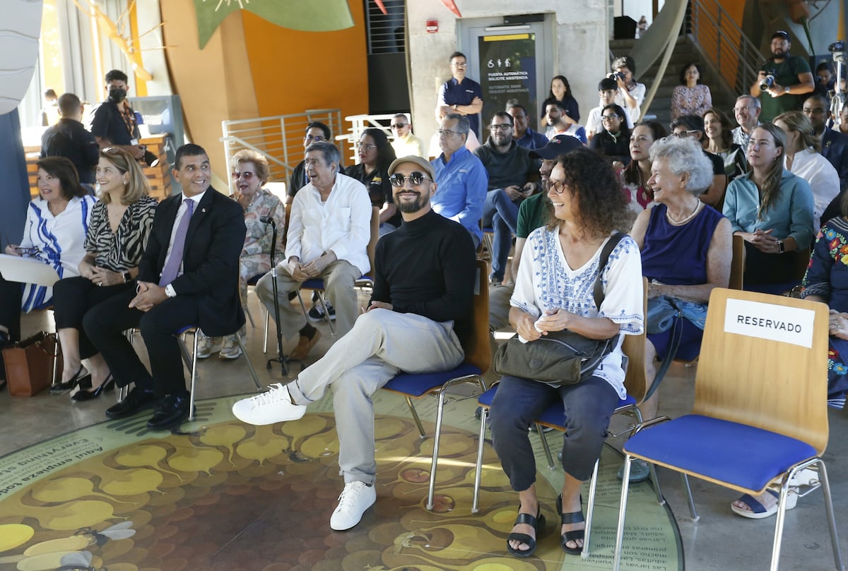 ‘Con la ciencia hay consciencia’: Rodolfo Flores es galardonado con el premio Pilares del Biomuseo 