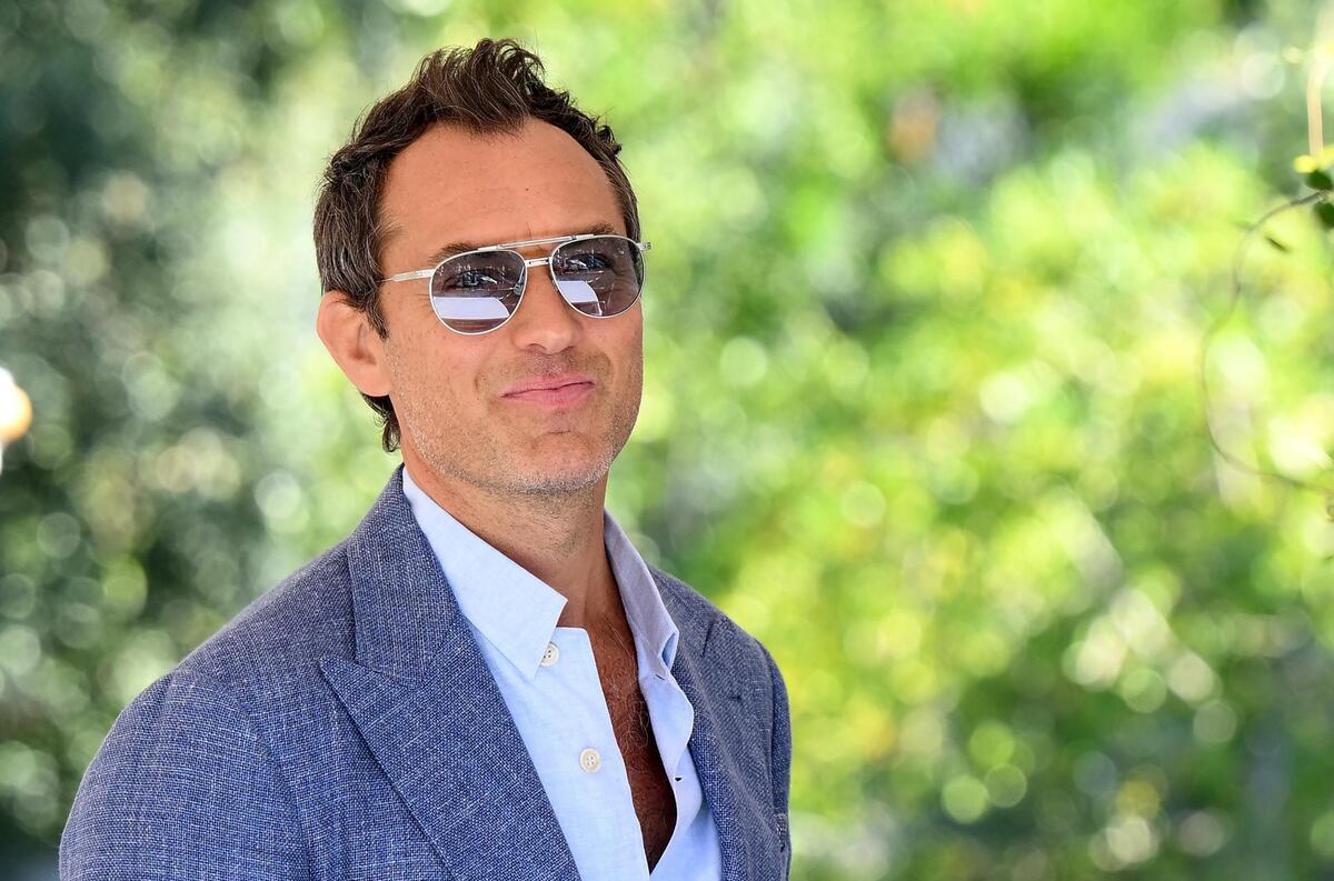 ‘Es increíble lo que una peluca gris puede conseguir’, el actor Jude Law habla sobre su personaje de Putin durante el Festival de Cine de Venecia