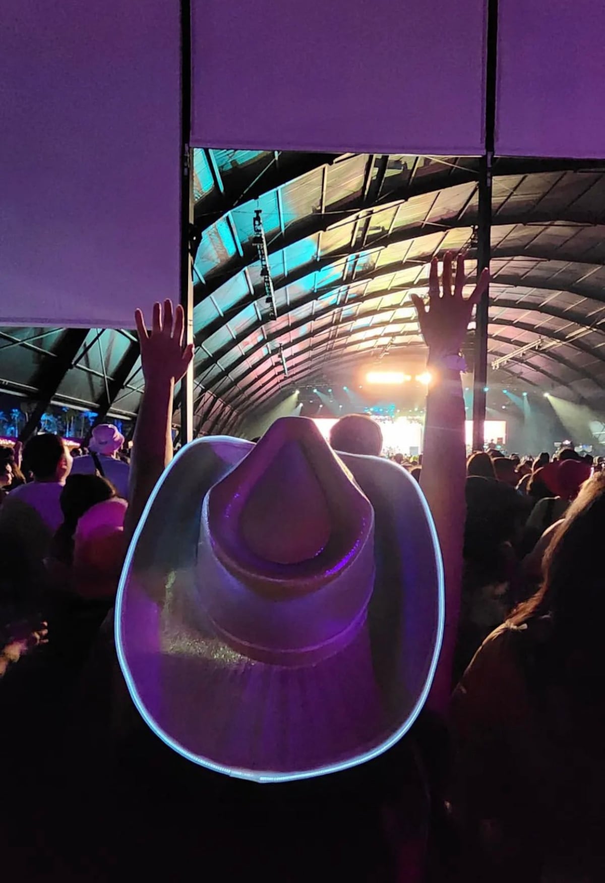 Dayana Sáez, la chitreana y sus ‘looks’ de ensueño en Coachella