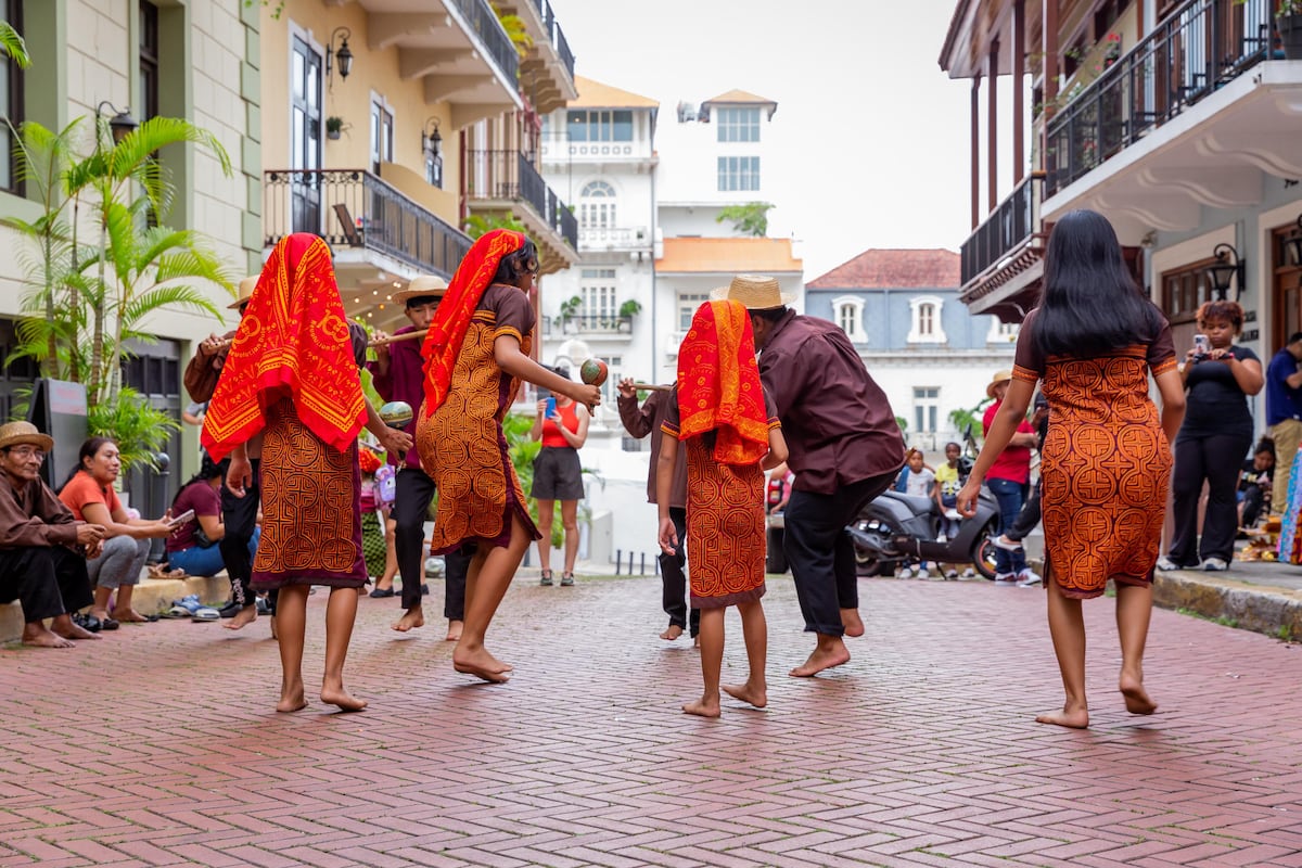 Moda nativa: la diseñadora panameña Jochebec Arjona inaugura su nueva boutique en Casco Viejo
