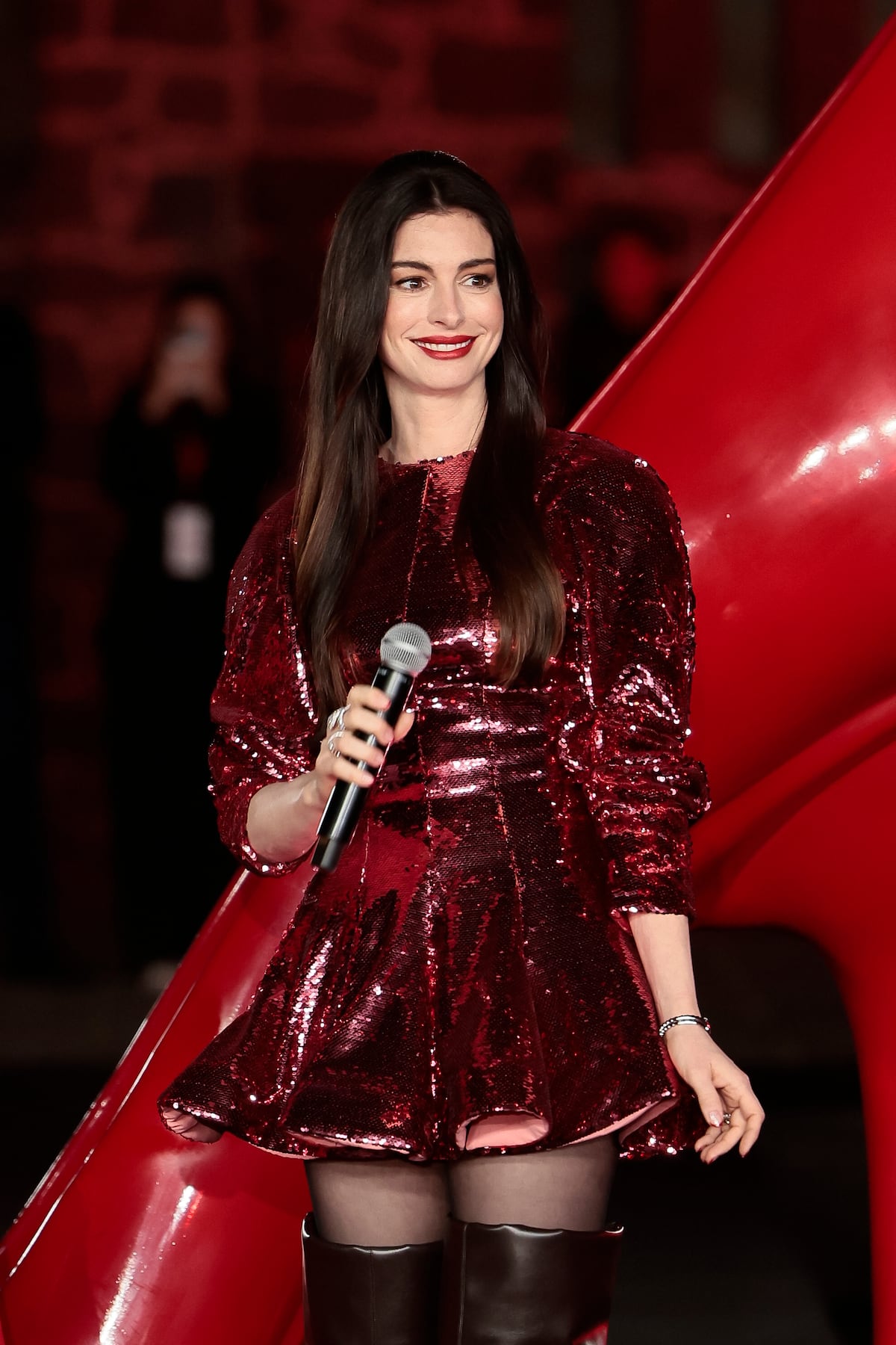 Meryl Streep y Anne Hathaway deslumbran en pasarela por estreno de ‘The Devil Wears Prada’ en México