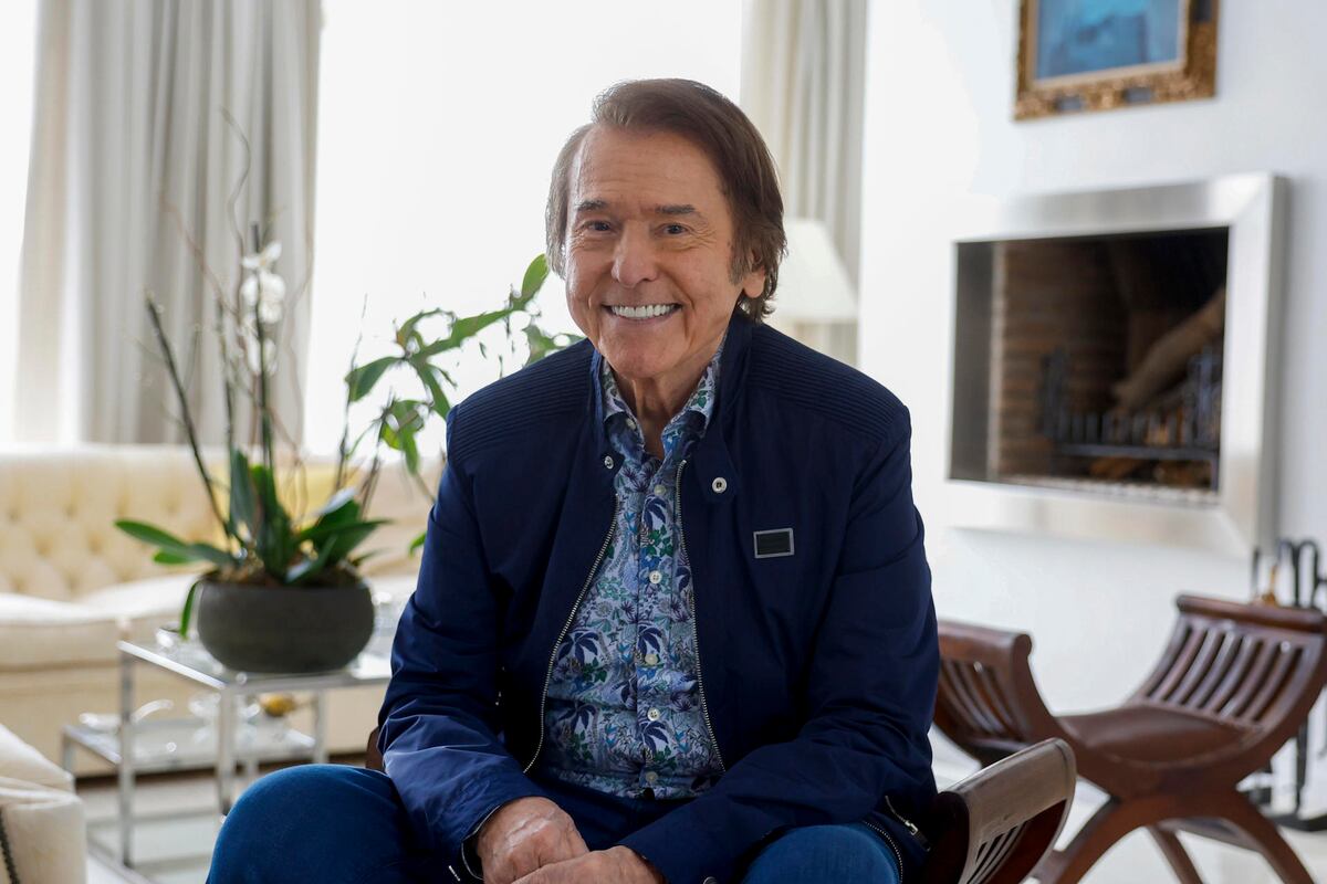 La Academia Latina de la Grabación nombra a Raphael ‘Persona del Año 2025’