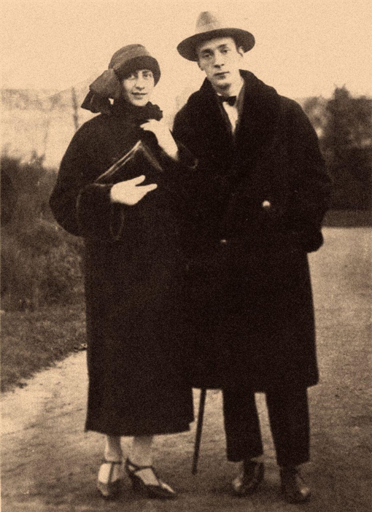 La lista de pros y contras de casarse que hizo Darwin (y las ventajas que ni él ni otros genios reconocieron)