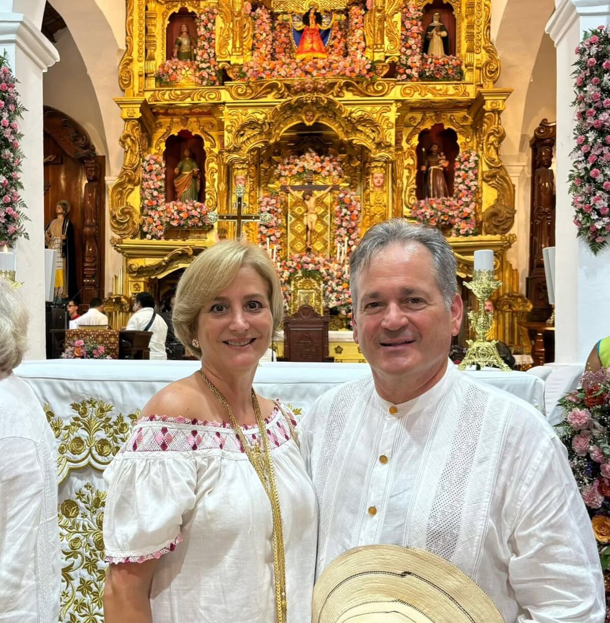 Juan Carlos Navarro, ministro de Ambiente, y su esposa Cuqui Campagnani festejan 40 años de casados