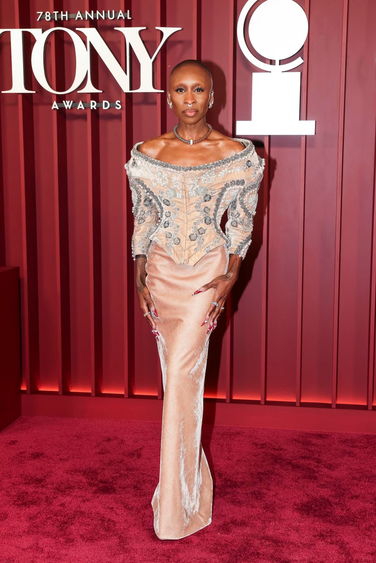 5 ‘looks’ que nos dejó la alfombra roja de los premios Tony