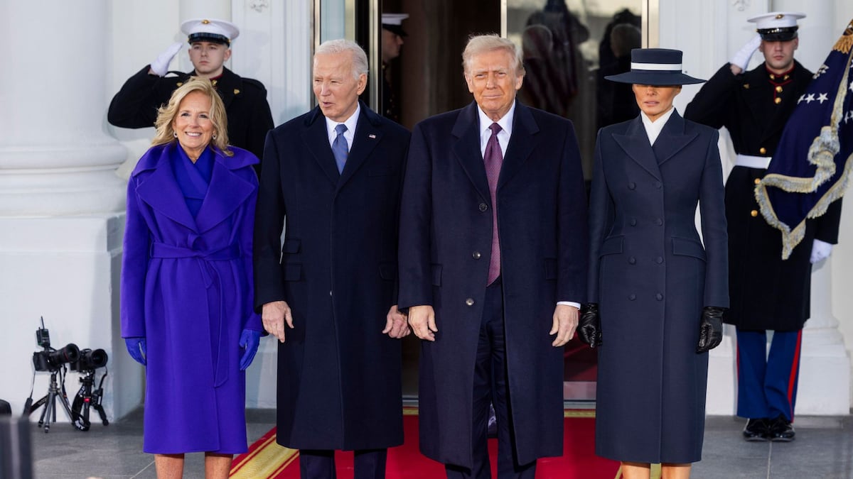 Elegancia y poder: el atuendo con sombrero de Melania Trump