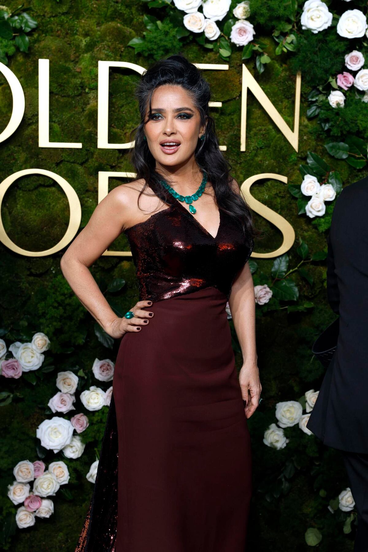Edgar Ramírez, Salma Hayek, y otros latinos presentes en los Globos de Oro 2025