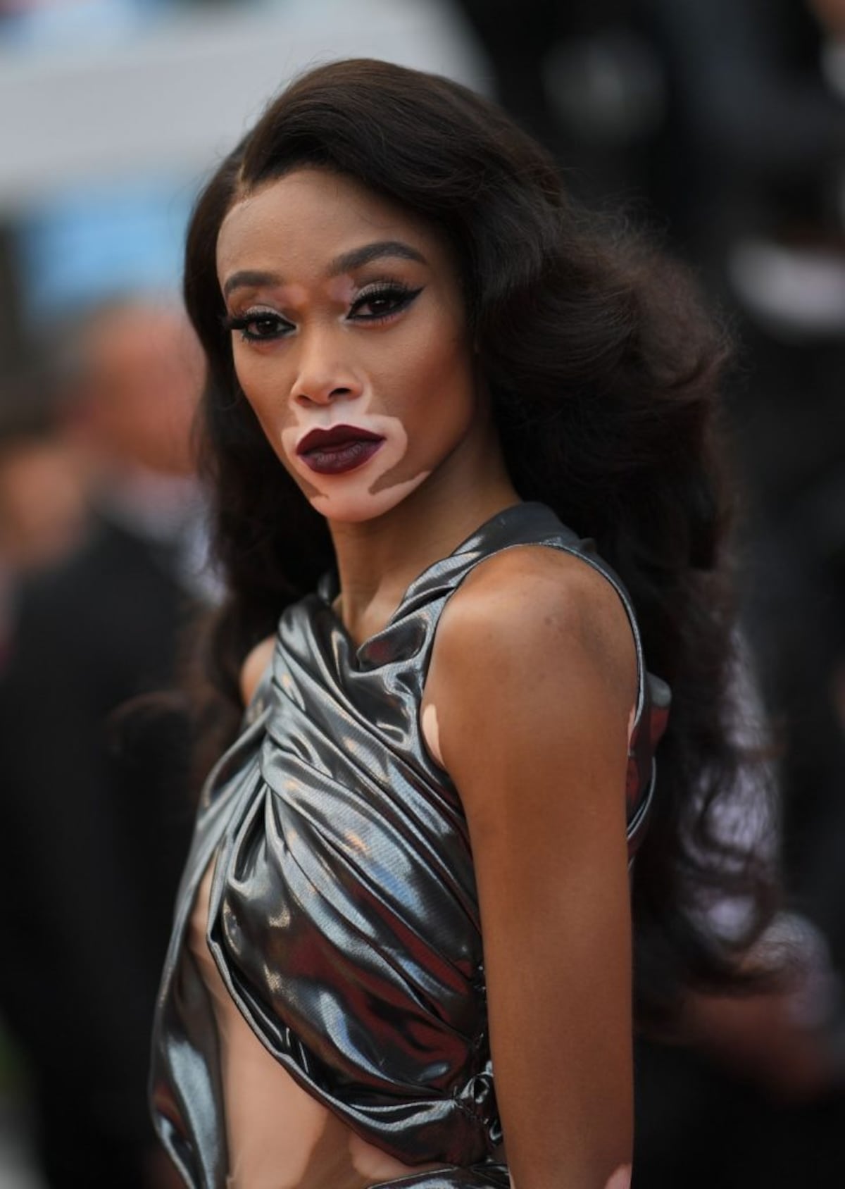 Guía infalible para usar un labial oscuro