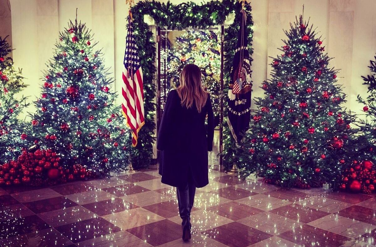 Melania Trump, diseñadora de la decoración navideña en la Casa Blanca