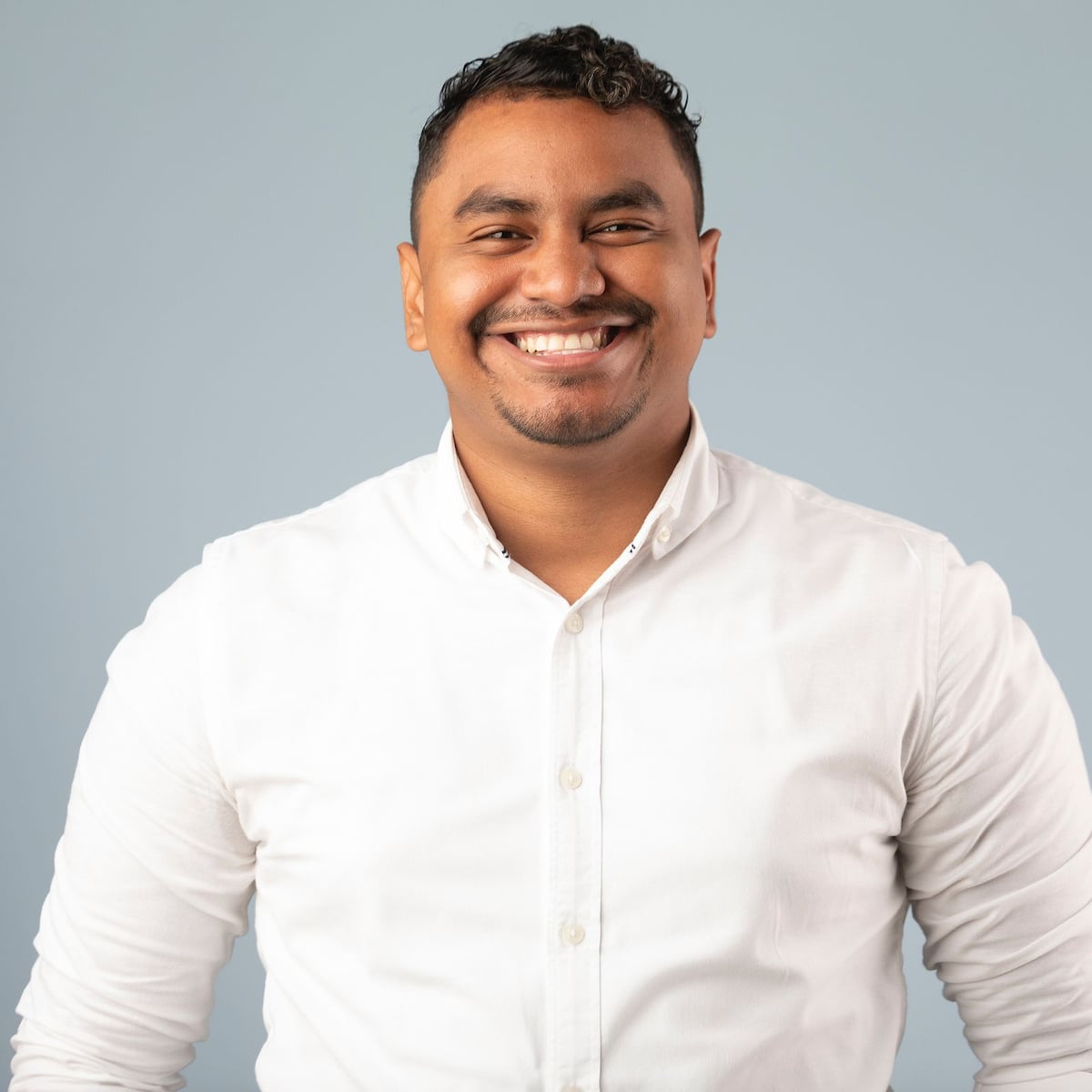 Preparados, nerviosos, preocupados, decididos: jóvenes que van a votar por primera vez en Panamá