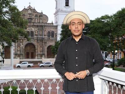 ‘¿Quién mejor que yo?, que soy panameño’: Edwin Pitti, el periodista panameño de Univision, nos cuenta sobre su rol en los Premios Juventud