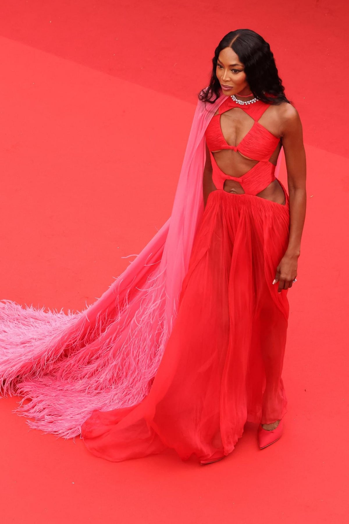 A Cannes, de rojo: 10 celebridades en el color tendencia del Festival de Cine