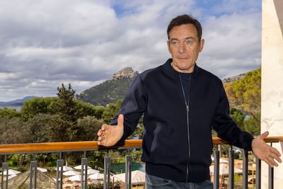 El actor de y ‘Harry Potter’ y ‘The White Lotus’ alaba las historias que involucran al verlas