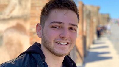 Cómo me convertí cuando tenía 17 años en el empleado más joven de Facebook (y qué tuvo que ver el pollo peruano de mi madre)