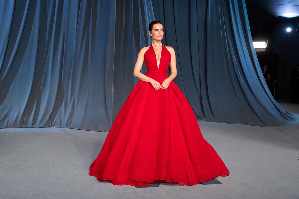 Kim Kardashian con el rostro cubierto y otros 8 ‘looks’ que nos dejó la gala del Academy Museum