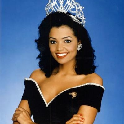 Chelsi Smith, Miss Universo 1995, falleció a los 45 años