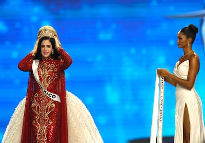 La mexicana Fátima Bosch gana Miss Universo entre denuncias de fraude en su elección