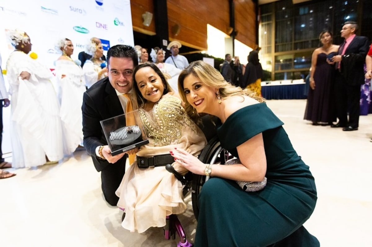 ‘Vuela alto Anita’, personalidades panameñas dedican mensajes a Anita Correa