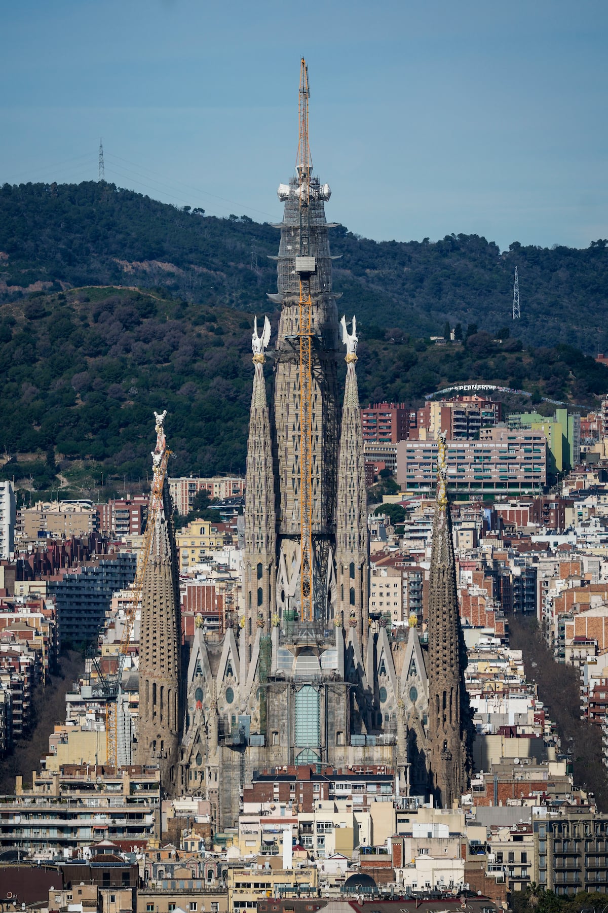 La Sagrada Familia, el templo español de Gaudí, alcanza su altura máxima: 172.5 metros
