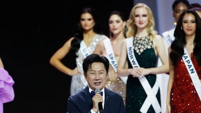 Quién es Nawat Itsaragrisil, el director de Miss Universo Tailandia en el centro de la polémica por la ‘humillación’ a Miss México