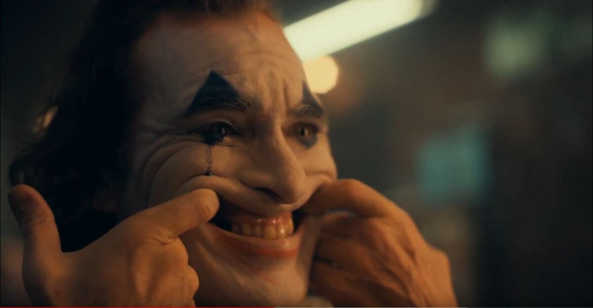 El nuevo trailer de ‘Joker’ muestra a un villano abusado y desequilibrado