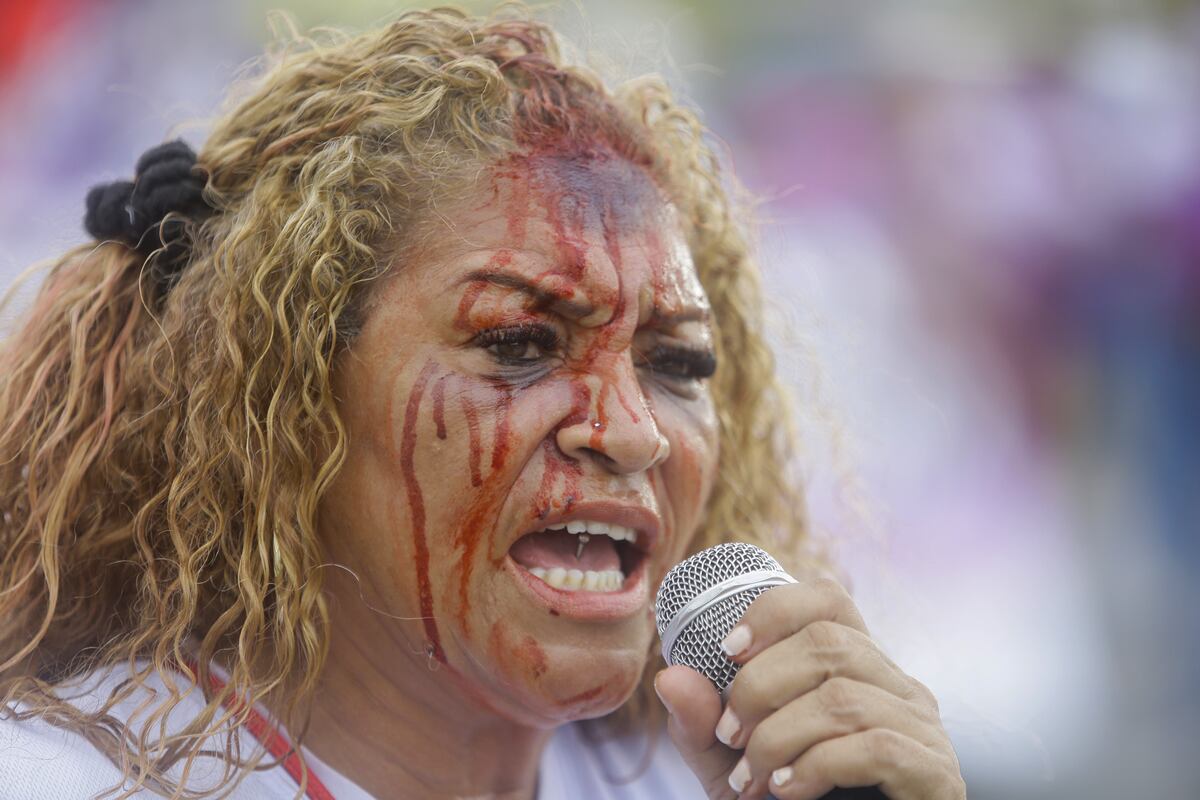Mujeres panameñas exigen igualdad de derechos en el Día Internacional de la Mujer