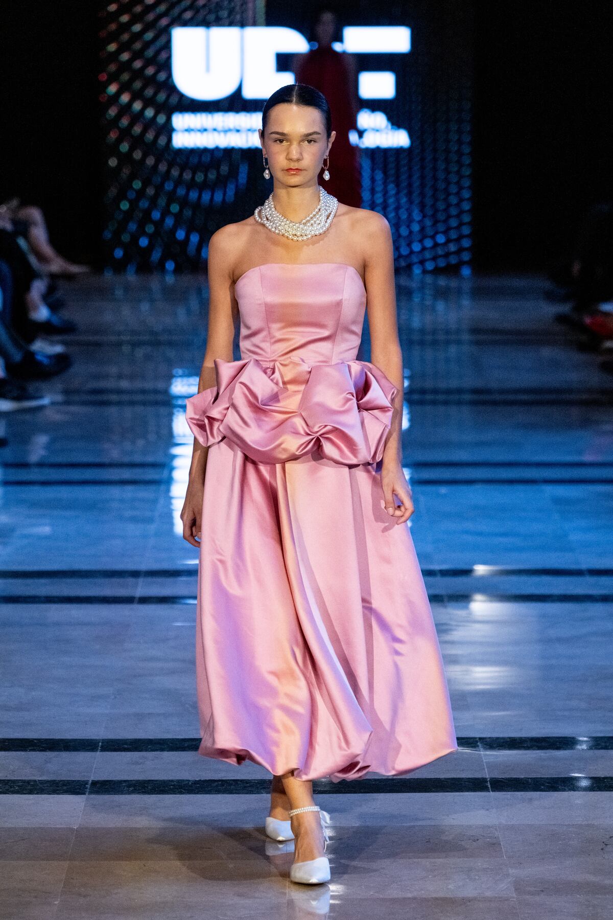 La panameña Carolina Ponce presenta sus diseños en el Mercedez-Benz Fashion Week en Madrid