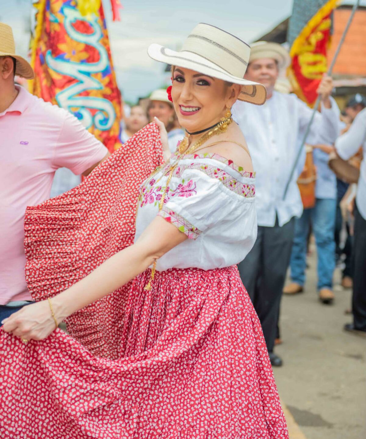 Elena Llorach: ‘Estamos convirtiendo el vestuario folclórico panameño en uno elitista’