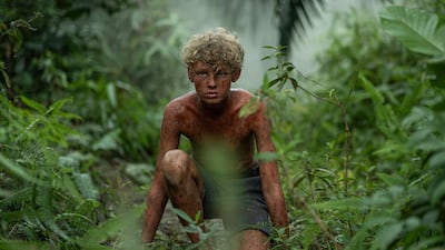 Una pesadilla ‘atrevida y estremecedora’: cómo es la serie de TV basada en el clásico ‘El señor de las moscas’