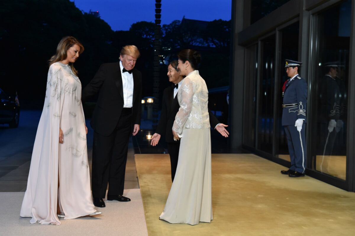 Melania Trump en Japón: seis vestidos en cuatro días