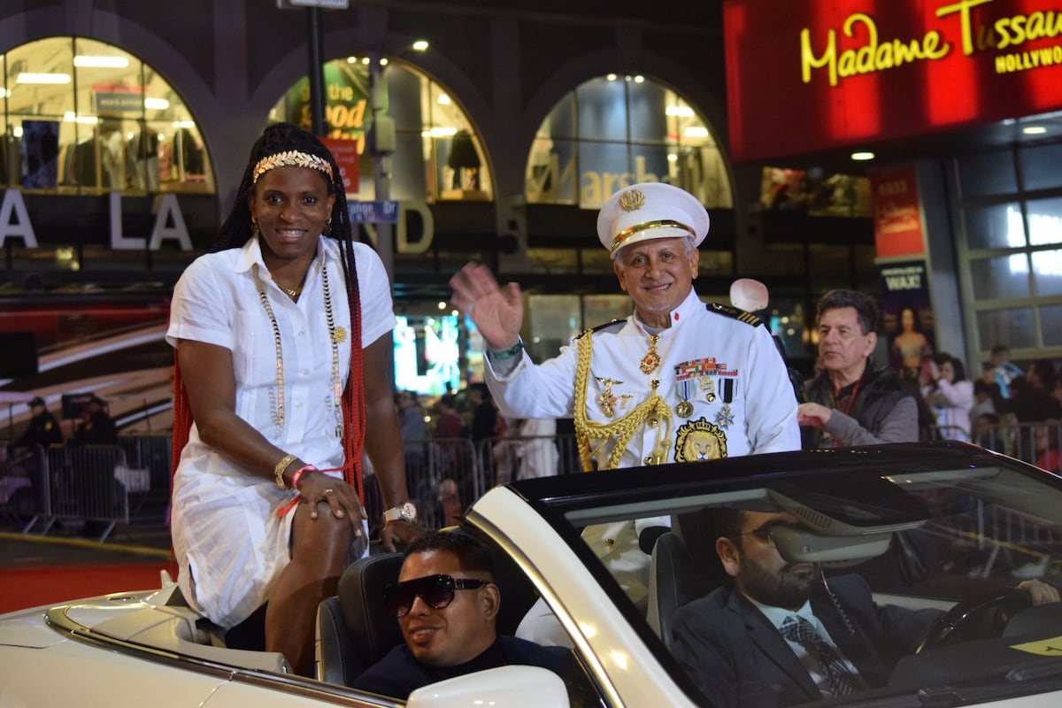 Desde Panamá a Los Ángeles: 124 estudiantes del IPA participaron en un desfile navideño en Hollywood y en Disneyland