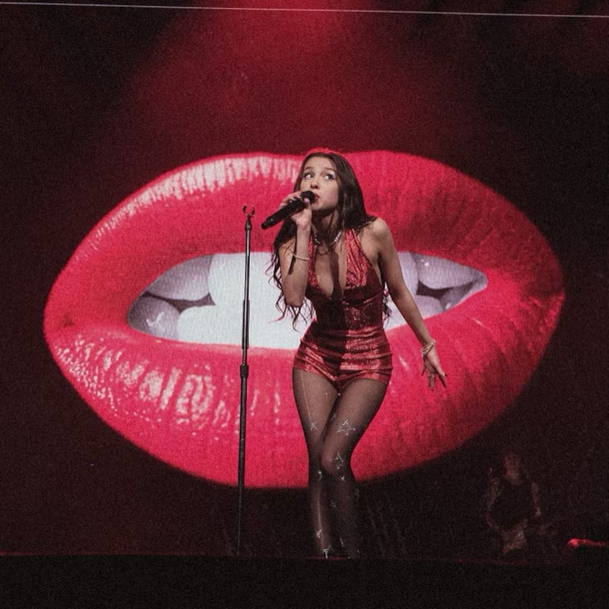 Olivia Rodrigo donará $2 millones de su gira mundial a la caridad, según Rolling Stone