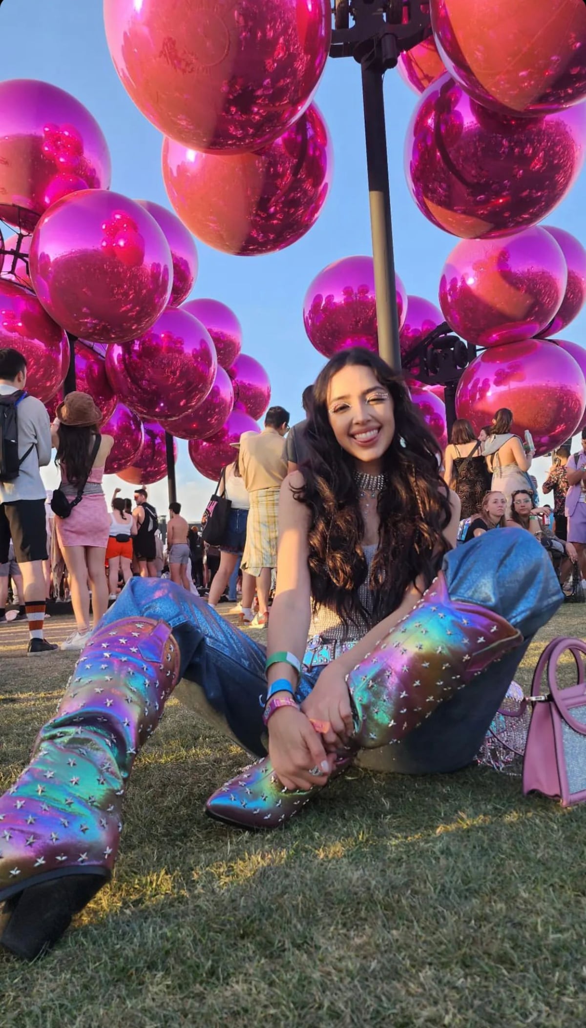 Dayana Sáez, la chitreana y sus ‘looks’ de ensueño en Coachella