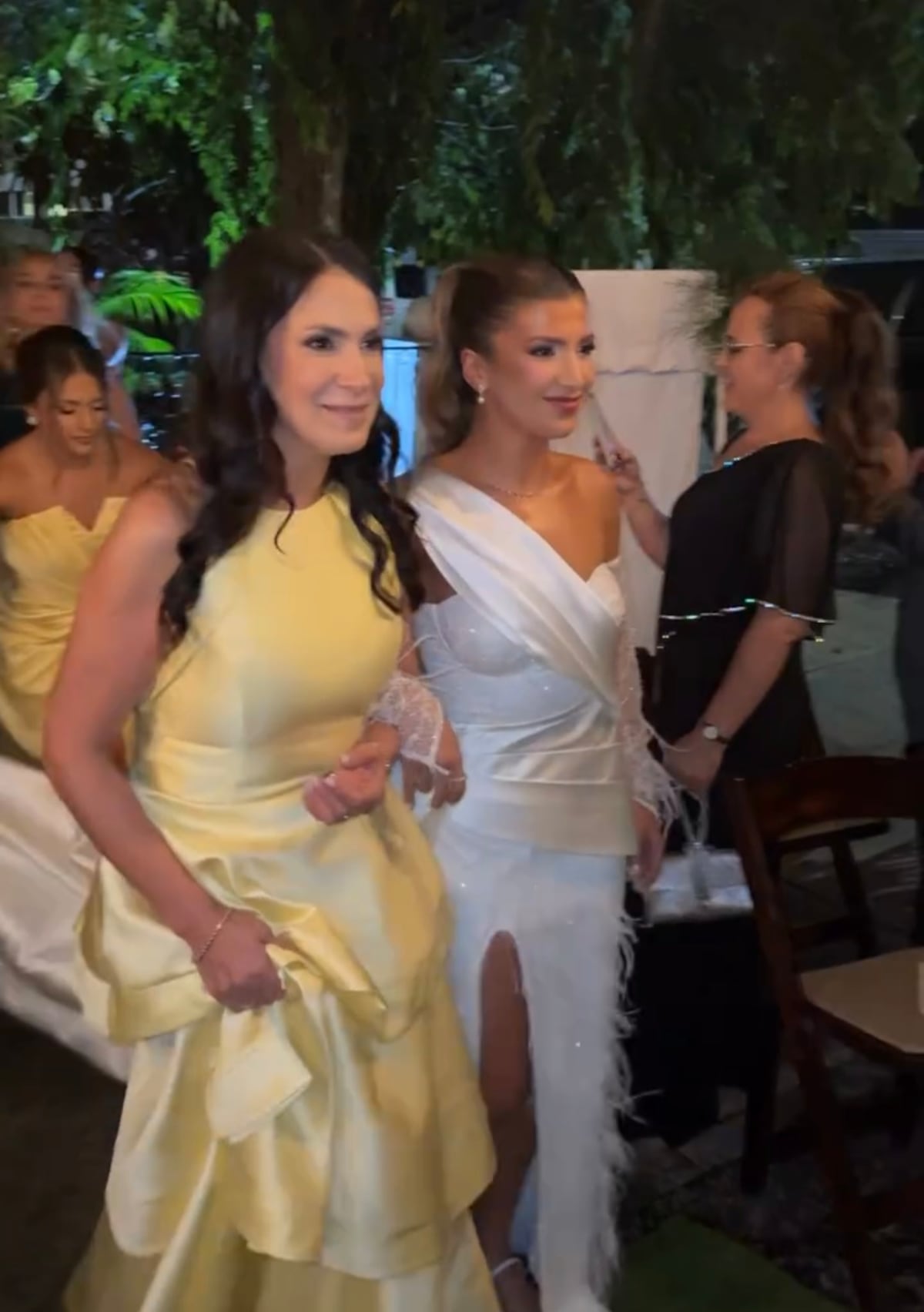 La tiktoker panameña Valeria Rettally se casó por lo civil con su novio ‘Monchi’