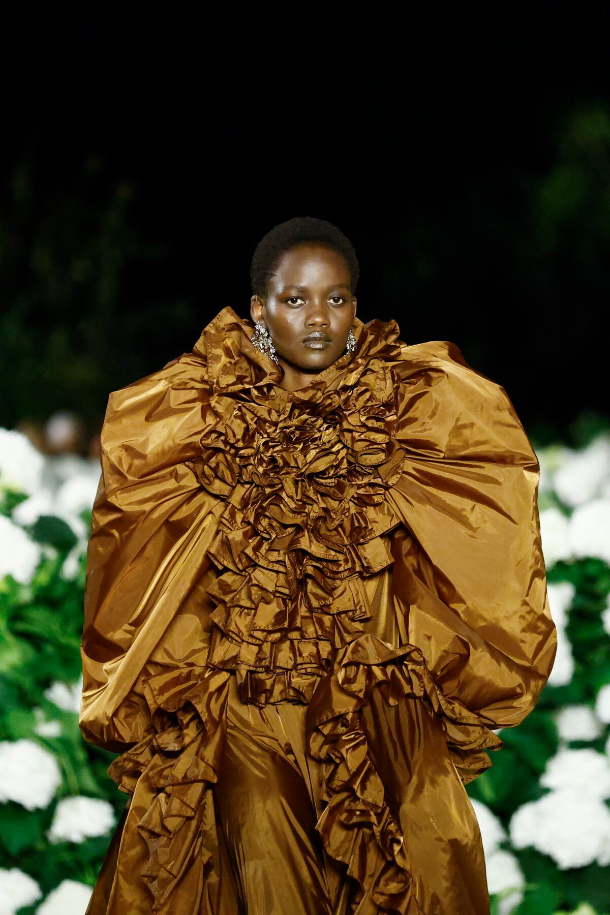 Diseños vanguardistas en París Fashion Week