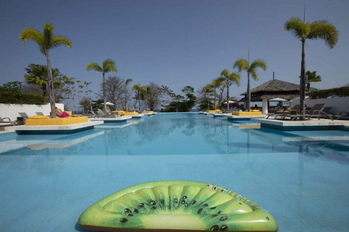 En ferry a isla Viveros, una perla azulada en el Golfo de Panamá