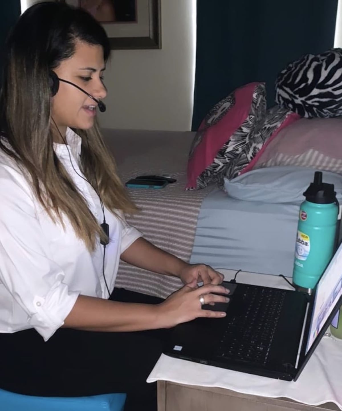 Panameños en teletrabajo: cuando la casa se convierte en un estudio de noticias o en aula de clases