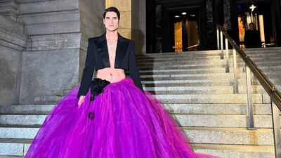La falda del tul fucsia de Darren Criss en los CFDA Fashion Awards