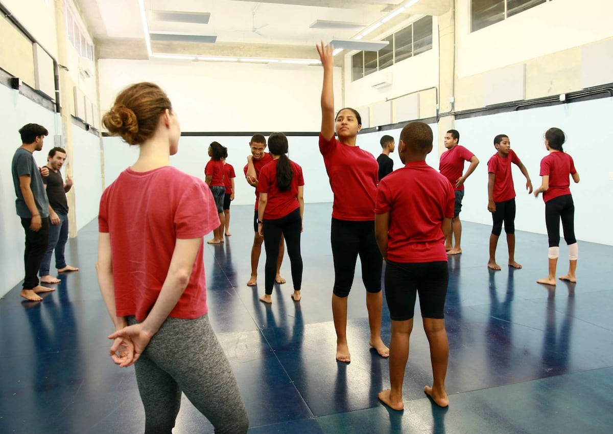 De El Chorrillo a Italia, jóvenes de Enlaces se destacan en la danza
